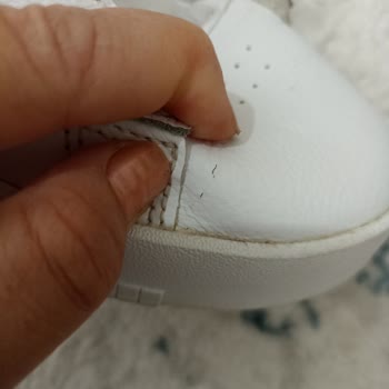 Satın Aldığım Puma Ayakkabı Ve Bot Kısa Sürede Yırtıldı, Değişim Yapılmadı