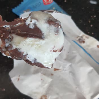 Bozuk Ve Kötü Kokulu Dondurma Sağlığımızı Tehdit Etti