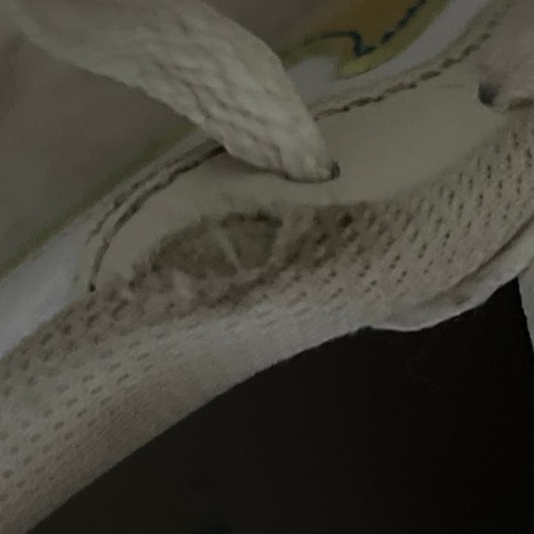 Aldığım Nike Ayakkabı 15 Günde Kenarlarından Açıldı