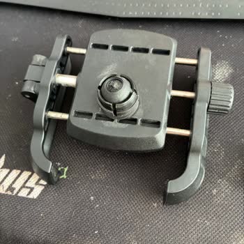 MRT Plus Telefon Tutucu 6 Ayda Kırıldı Kalitesiz Plastik Kullanılmış