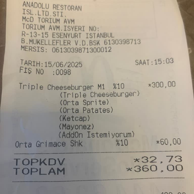 Görseldeki Triple Cheeseburger İle Gelen Ürün Alakasızdı!