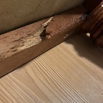 Aldığım Koltuk Takımı Kusurlu Ve Eksik Teslim Edildi, İade Ve Ücret Talebim Karşılanmıyor