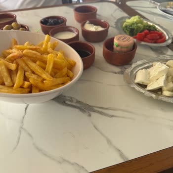 Mado Batıkent'te Kötü Kahvaltı Ve İlgisiz Hizmet Deneyimi