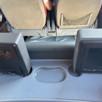 Varan Otobüste Koltuk Düzeni Ve Hijyen Hayal Kırıklığı Yaşattı