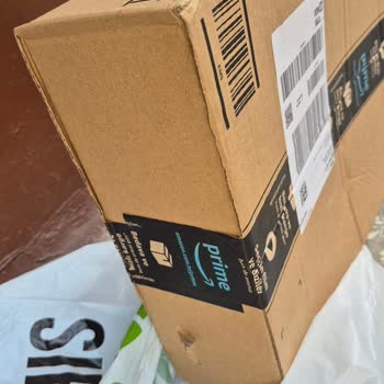 DHL Kargo Kolilerim Yırtık Ve Eksik Geliyor, İade Sürecim De Belirsiz