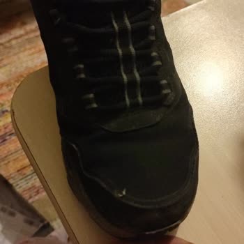 Kısa Sürede Deforme Olan Ve Su Geçiren Ayakkabıda Garanti Sorunu