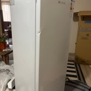 Dijitsu Satın Aldığım Derin Dondurucu Hasarlı Çıktı, Kimse İlgilenmiyor