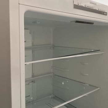 Yeni Alınan Buzdolabının İçi Paramparça Çıktı Kimse Çözüm Sunmuyor