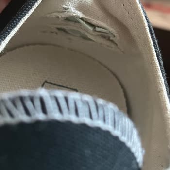 Kısa Sürede Deforme Olan Ayakkabıya Red Cevabı Şaşkınlığı