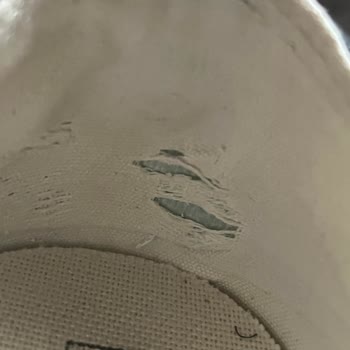 Kısa Sürede Deforme Olan Ayakkabıya Red Cevabı Şaşkınlığı