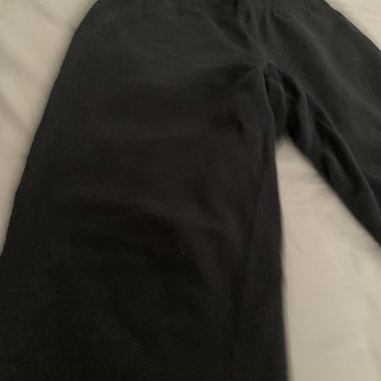 Adidas Eşofman Altı İlk Kullanımda Deforme Oldu, Müşteri Hizmetleri İlgisiz