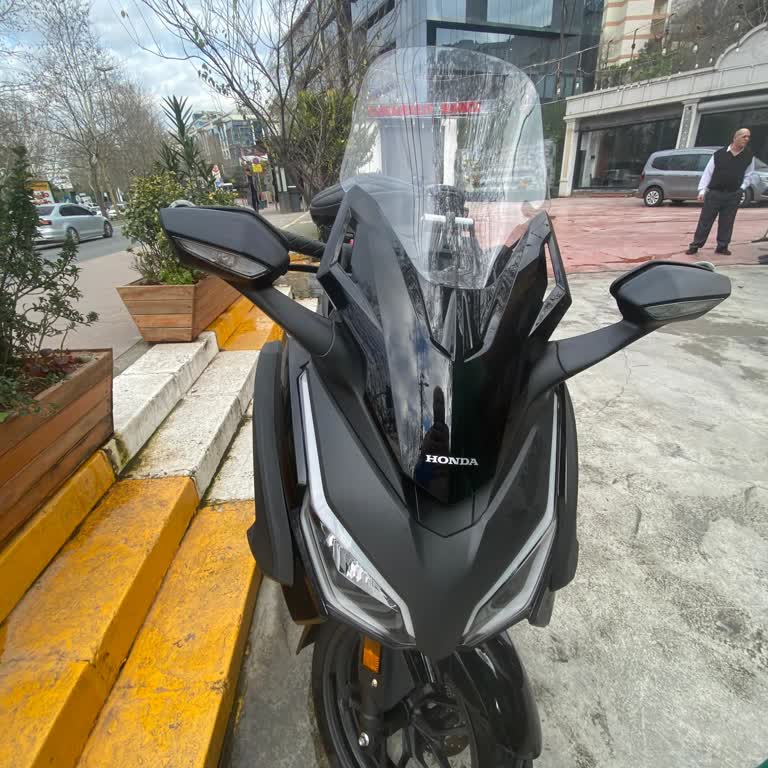 Honda Forza 250 Motosikletimde Düşük Hızlarda Gidon Sallanması Ve Güvenlik Endişesi