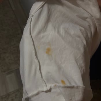 Pamuklu Tişörtlerde Yıkama Sonrası Oluşan Pas Lekeleri Mağduriyeti