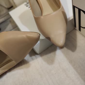 İki Saatlik Düğünde Giyilen Ayakkabı Paramparça Oldu Mağaza Sorumluluk Almadı