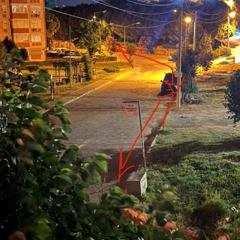 Çocuk Parkı Ve Mahallemizde Sürücü Eğitimi Nedeniyle Yaşanan Güvenlik Ve Park Sorunları