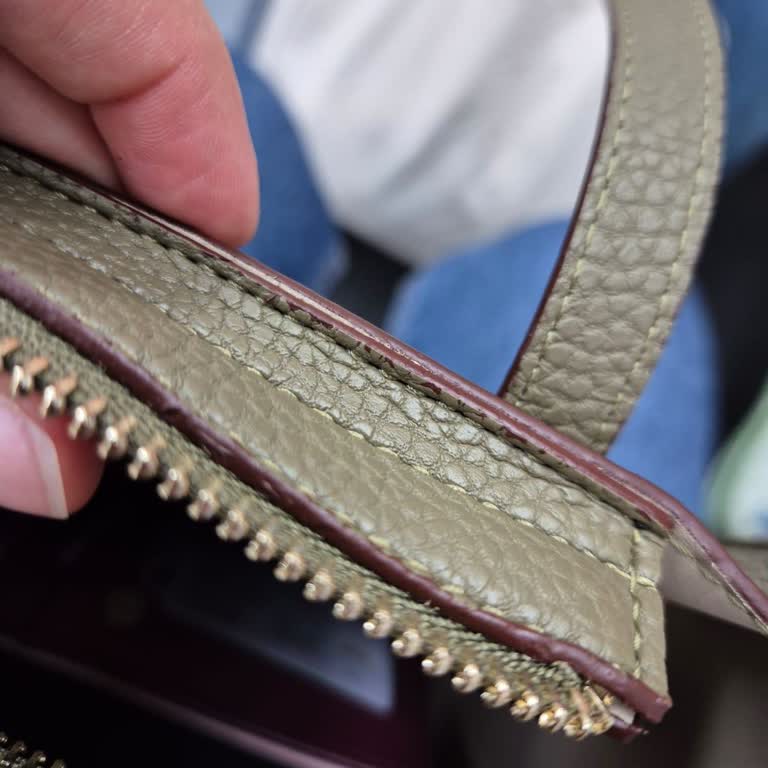 Yeni Alınan Çantada Dökülme Ve İade Talebinde Yaşanan Mağduriyet