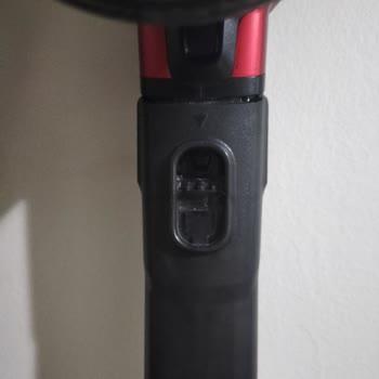 Philips Şarjlı Süpürgede 8 Ayda Sürekli Arıza Ve Parça Sorunu