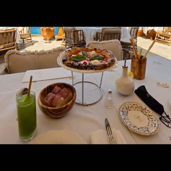 Yavaş Servis Ve Soğuk Yemekler Nedeniyle Hayal Kırıklığı