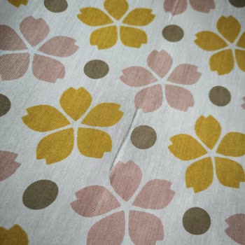 Defolu Eşarp, Sorumsuz Paketleme Ve İlgisiz Müşteri Hizmeti