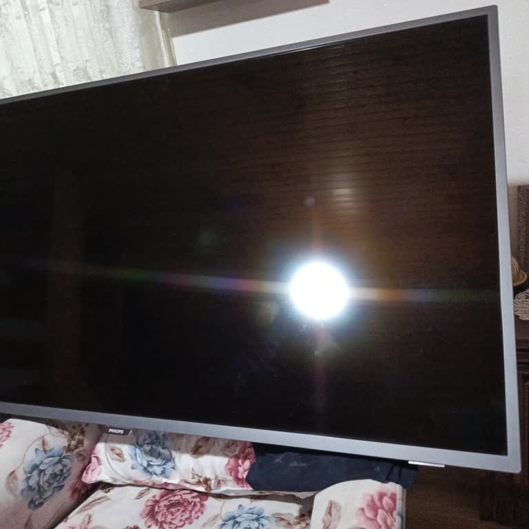 Philips TV Aniden Kırmızı Işık Verip Kapandı, Destek Bekliyorum