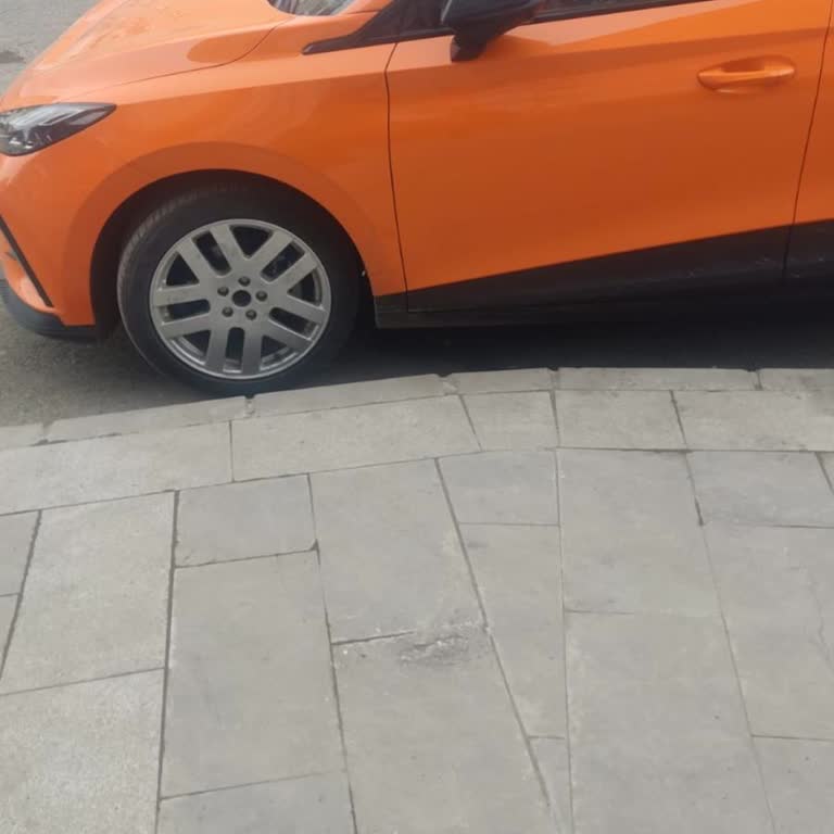 Yeni Aldığım Aracın Jant Kapağı Kayboldu Servis Yüksek Ücret Talep Etti