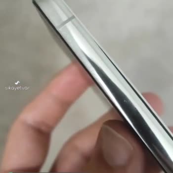 Samsung S22 Cihazımın Arka Kapağı Açılmaya Başladı