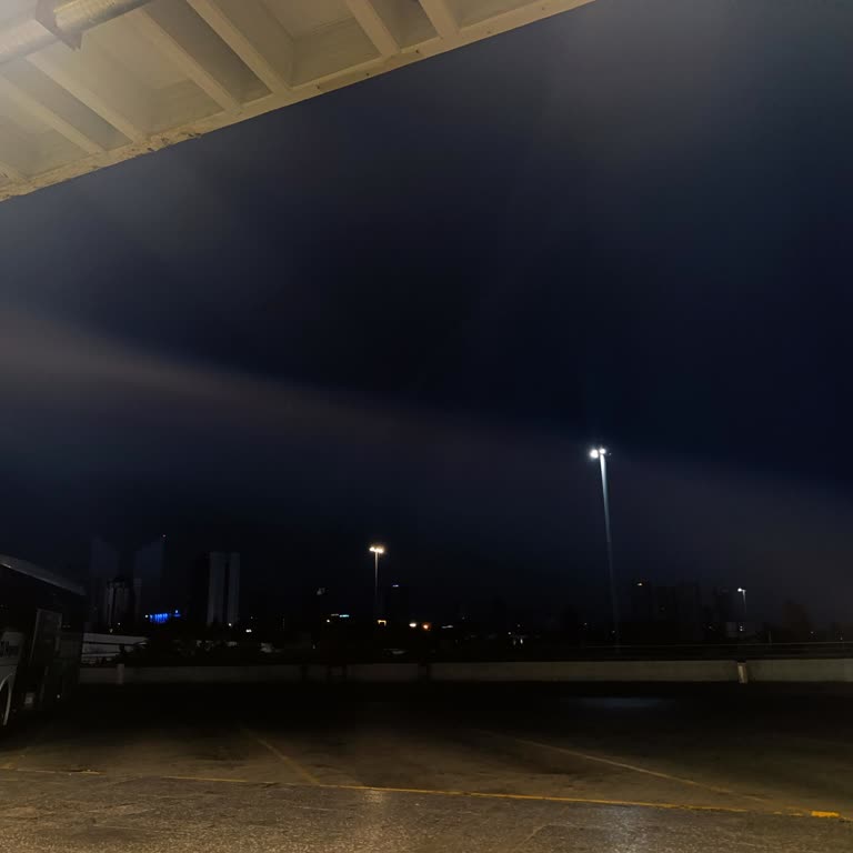 Otobüsün AŞTİ'de Uzun Süre Bekletilmesi Ve Yolcuların Mağduriyeti