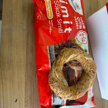 Dondurulmuş Simitte Böcek Çıkması Ve Hijyen Sorunu