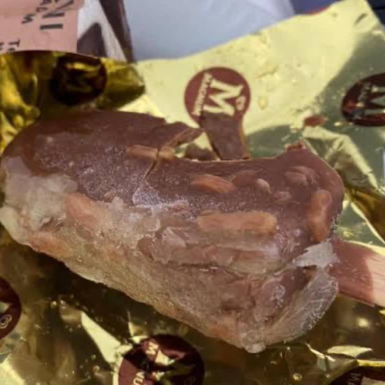 Bozuk Ve Şekli Değişmiş Dondurma Teslimatı Endişesi