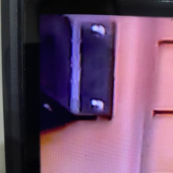 Servis Sonrası Televizyonumun Ekranı Kırık Ve Görüntü Kalitesi Kötü