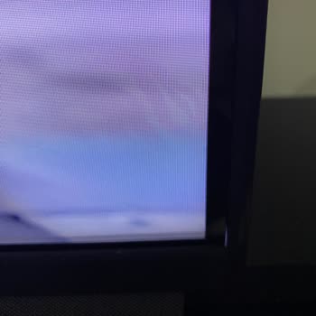 Servis Sonrası Televizyonumun Ekranı Kırık Ve Görüntü Kalitesi Kötü