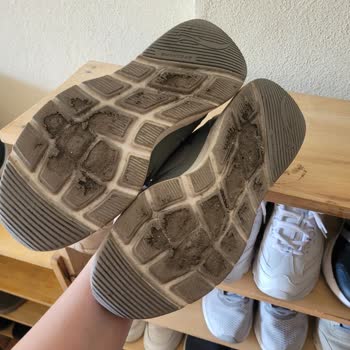My Skechers Skech-Air Soles Are Falling Apart Despite Rare Use