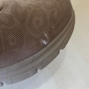 Boynerden Alınan Skechers Ayakkabıda Kısa Sürede İp Söküğü Ve İade Reddi