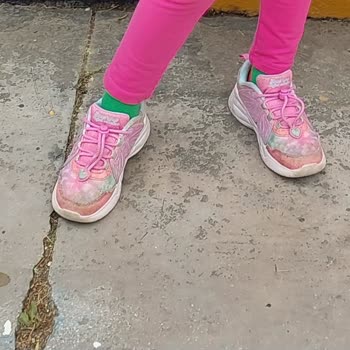 Skechers Dream Racer Fell Apart in Just 3 Months