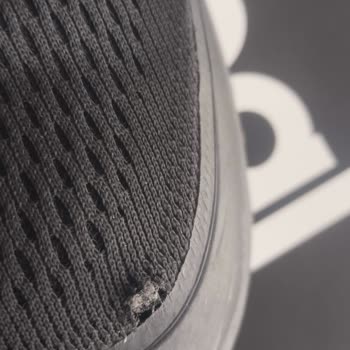 I Noticed Stitching Defect on My Skechers Skech-Air Ventura-Cataclysm After 1 Month