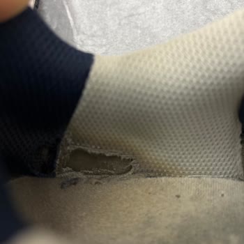 New Balance 530 Shoes Fell Apart in 4 Months