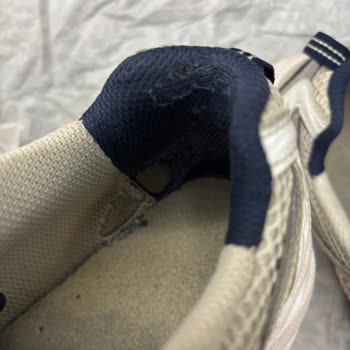 New Balance 530 Shoes Fell Apart in 4 Months