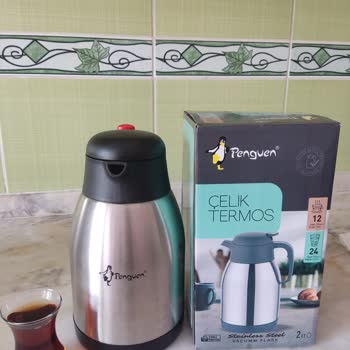 Penguen Çay Termosu Çayı Kısa Sürede Soğutuyor