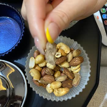 Çerez Paketinden Taş Çıktı, Misafirlerim Tehlike Atlattı