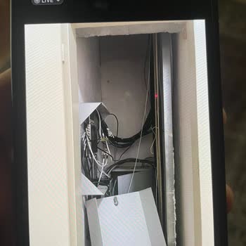 Bayramda İnternet Kesintisi Sonrası Çözüm İçin İki Firma Arasında Mağdur Oldum