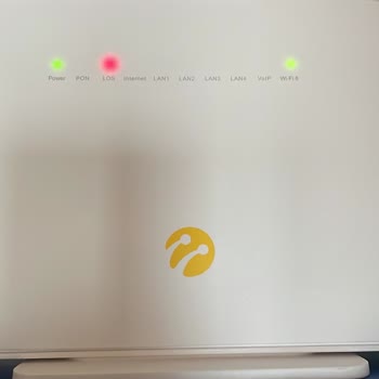 Bayramda İnternet Kesintisi Sonrası Çözüm İçin İki Firma Arasında Mağdur Oldum