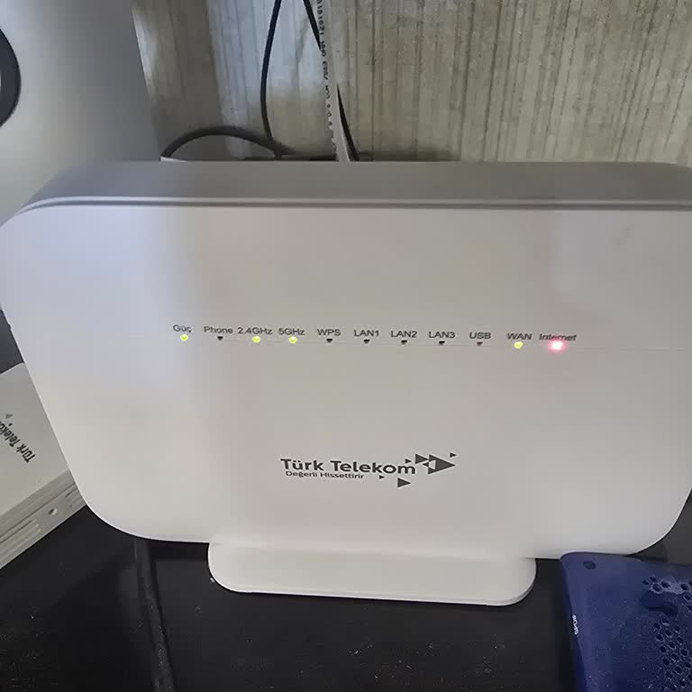 İnternet Kesintisi Ve Yetersiz Müşteri Hizmeti Mağduriyeti