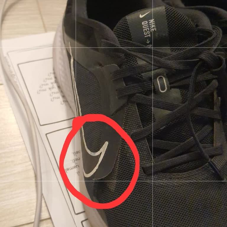 Aldığım Nike Ayakkabıda Sürekli Ses Ve Logo Sorunu, Mağazadan Çözüm Bekliyorum