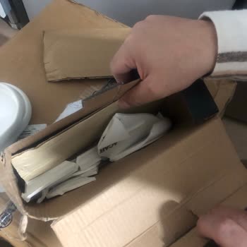 Kırık Gelen Kahvaltılık Setleri Ve Sorunsuz Çözüm Sağlanmaması