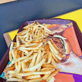 Popeyes Güneşli Şubesi'nde Patateslerin Kötü Yağda Kızartılması