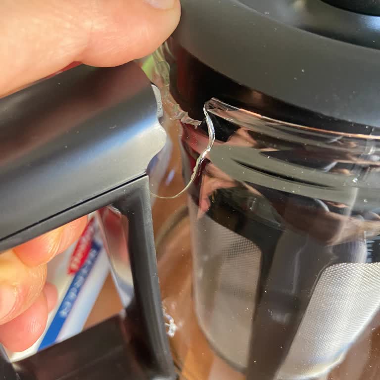 İlk Kullanımda Çatlayan Philips Auto Keep Warm Mağduriyeti