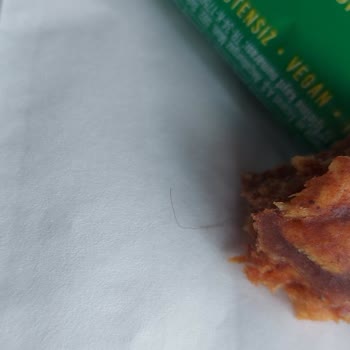 Paketli Atıştırmalık Üründe Yabancı Madde Şikayeti