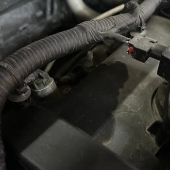 Vavacars İhalesinden Alınan Araçta Gizlenen Yağ Kaçağı Ve Yetersiz Destek