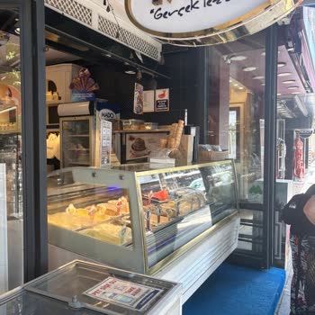 Mado Fatih Şubesinde Su Ve İçecek Ücretinde Beklenmedik Fark