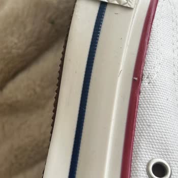 Aldığım Converse Ayakkabılar Kusurlu Ve Destek Yok
